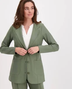 Blazer Classic Travel
