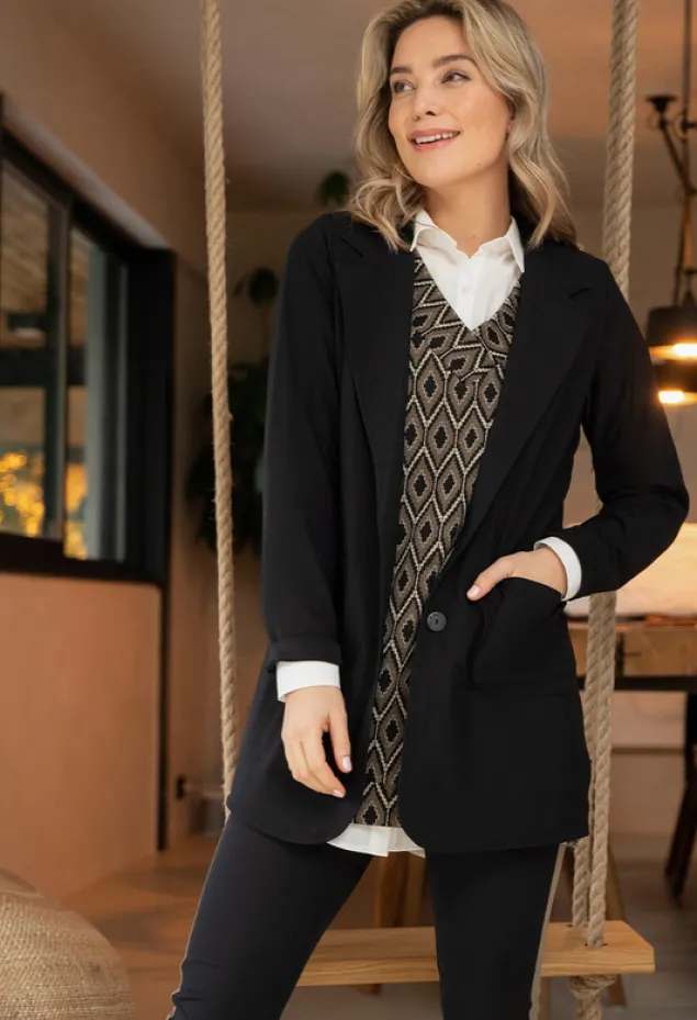 Blazer Straight Travel