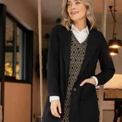 Blazer Straight Travel