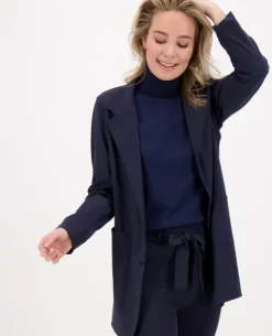 Blazer Straight Travel