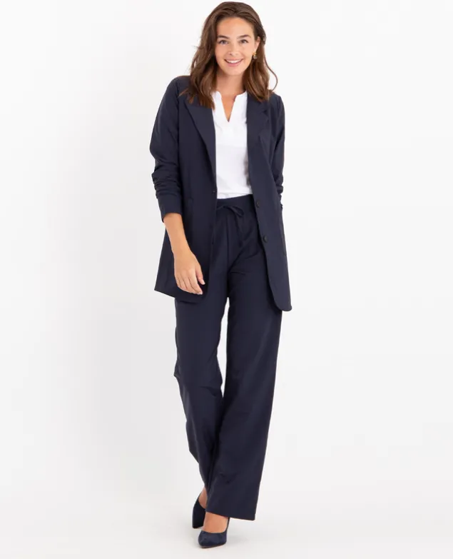 Blazer Straight Travel