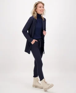 Blazer Straight Travel