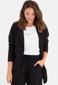 Blazer Straight Travel