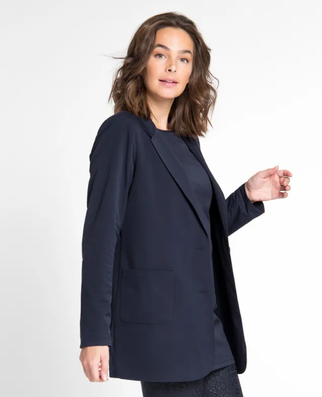 Blazer Straight Travel