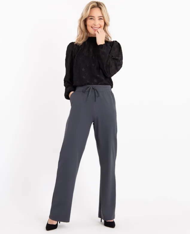 Pant Faye Travel