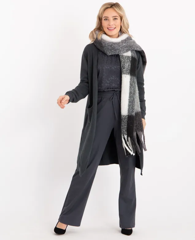 Pant Faye Travel