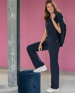 Pant Maye Pintuck Travel