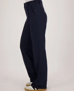 Pant Maye Pintuck Travel