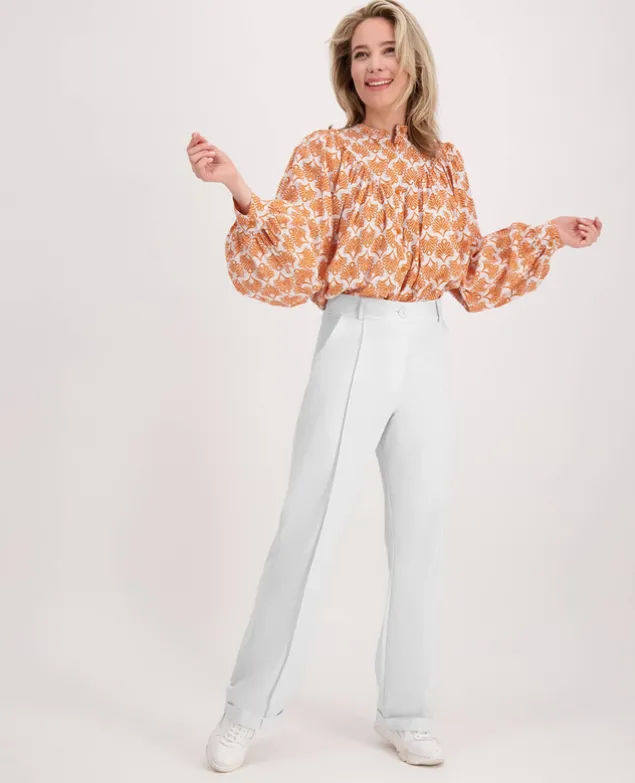 Pant Maye Pintuck Travel