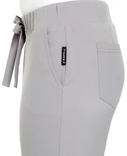 Pant Paris Travel