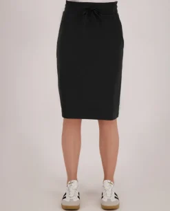 Skirt Travel