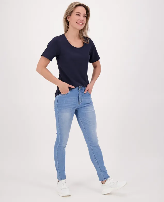 Tee Basic Travel